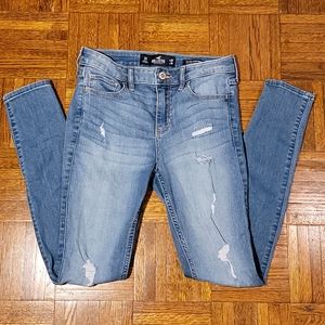 Hollister Distressed  Skinny Jeans